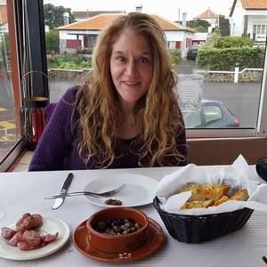 Meet your Posher, Lisa